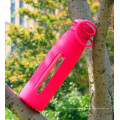 Heiße verkaufende Glaswasser-Sport-Flasche mit Silikon-Hülse bewegliche Glasflasche